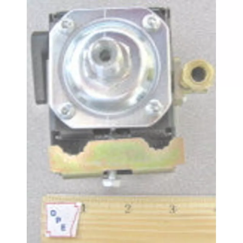 034-0135 PRESSURE SWITCH SANBORN ON 95 PSI OFF 125 PSI