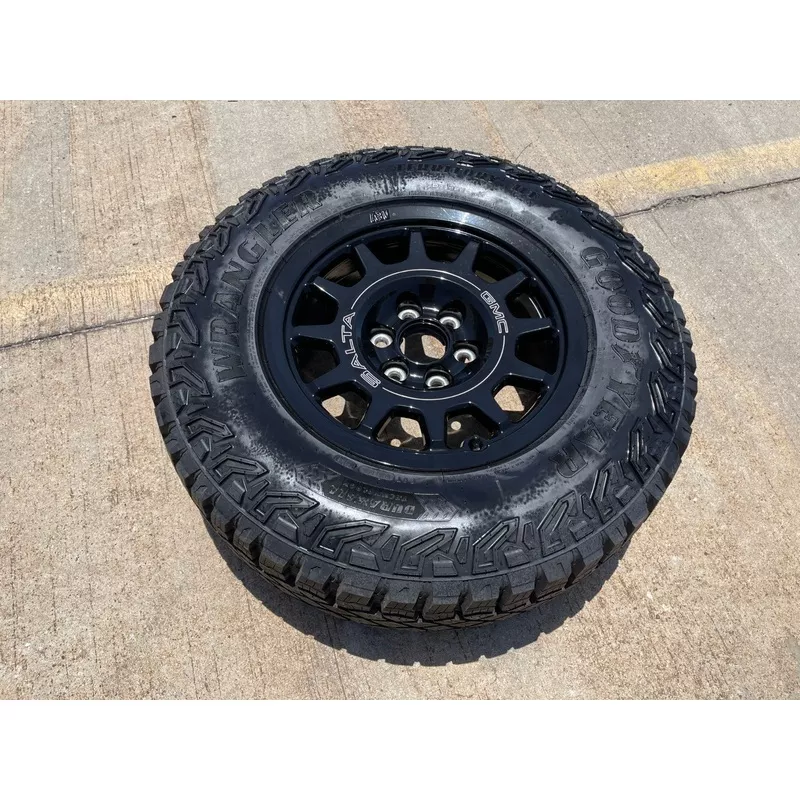 (1) 18″ AEV SALTA GMC Sierra AT4X Chevy Silverado OEM rim wheel 2024 2025 NEW
