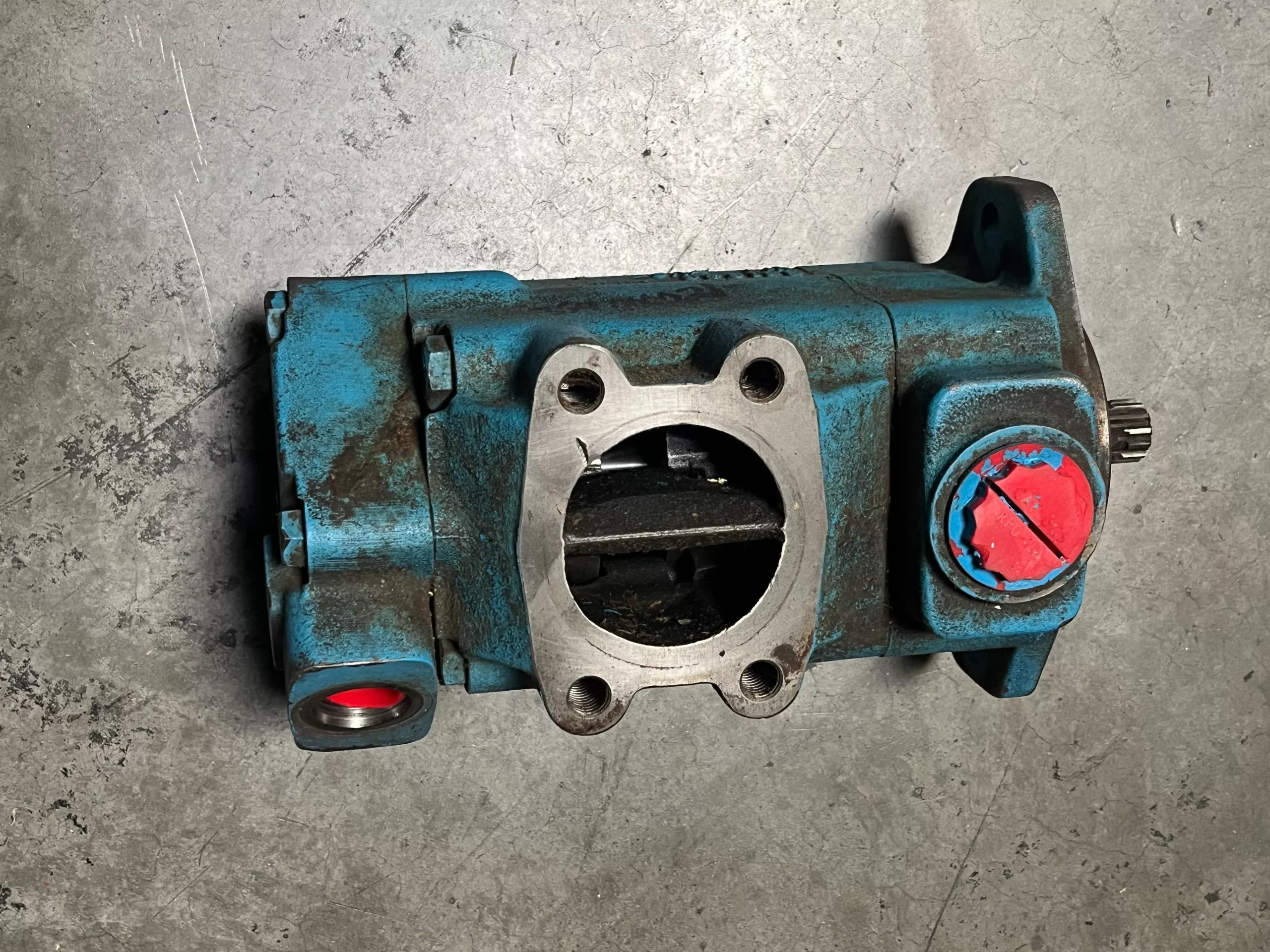 Vickers 2520V**C11-11CC20-LH Vane Pump USED Core